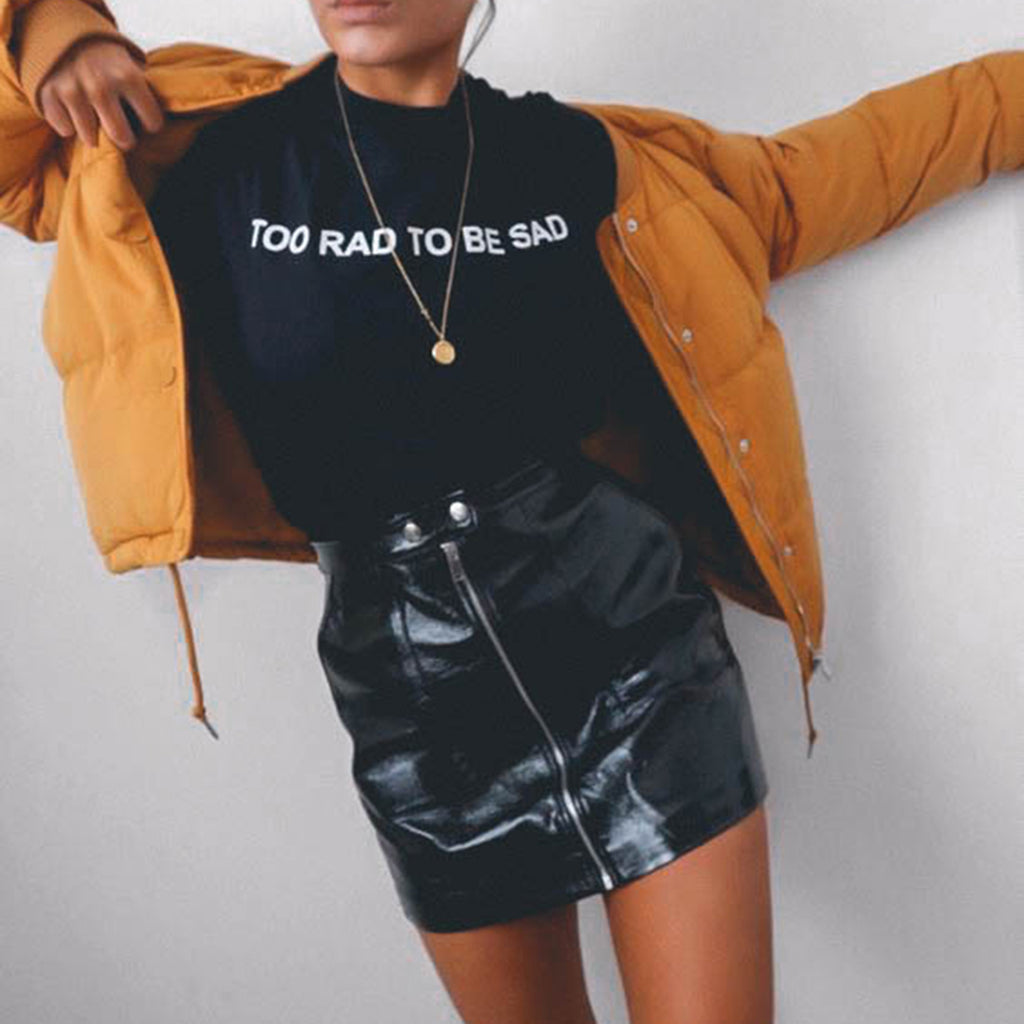 6 ways to style graphic tees