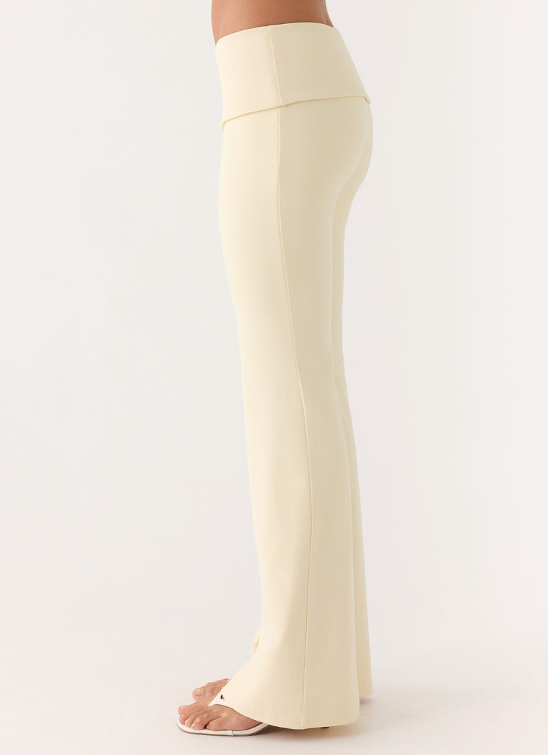 Renae Low Rise Pants - Baby Yellow