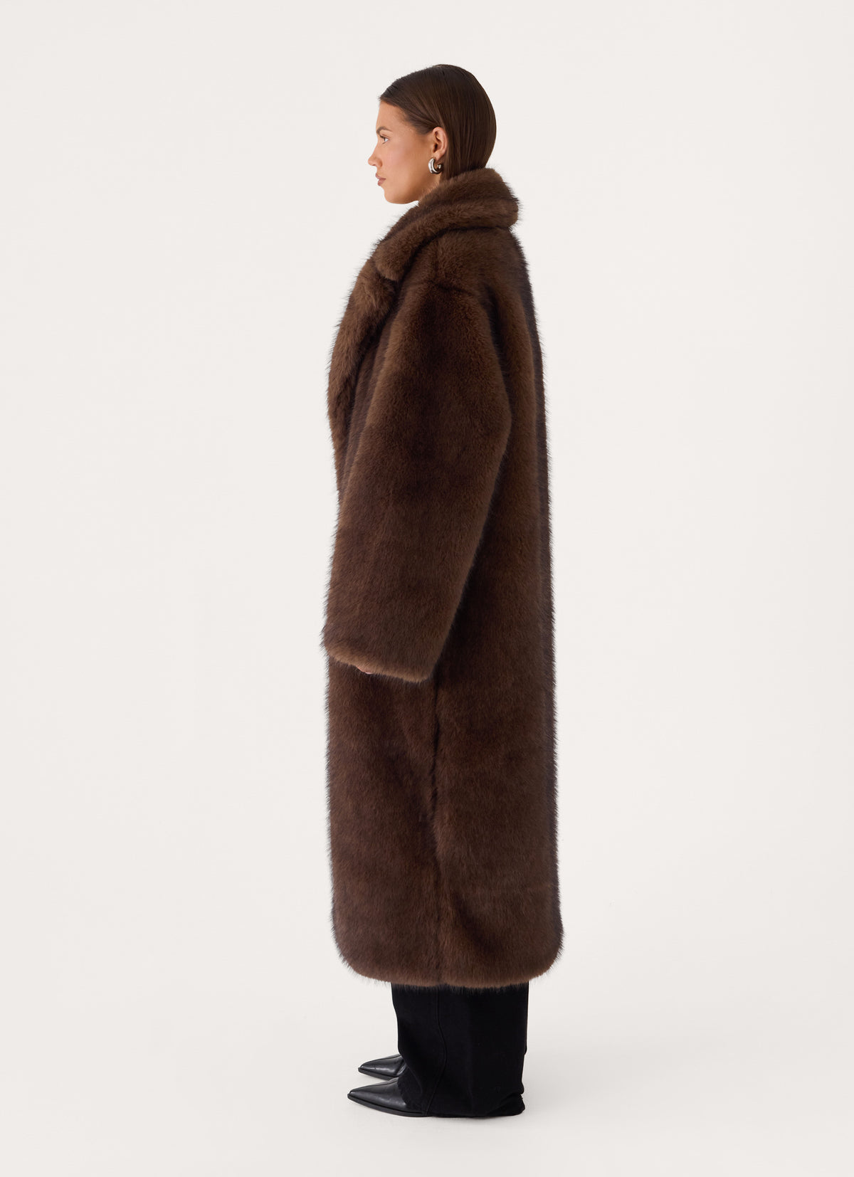Aspen Avenue Faux Fur Coat - Chocolate