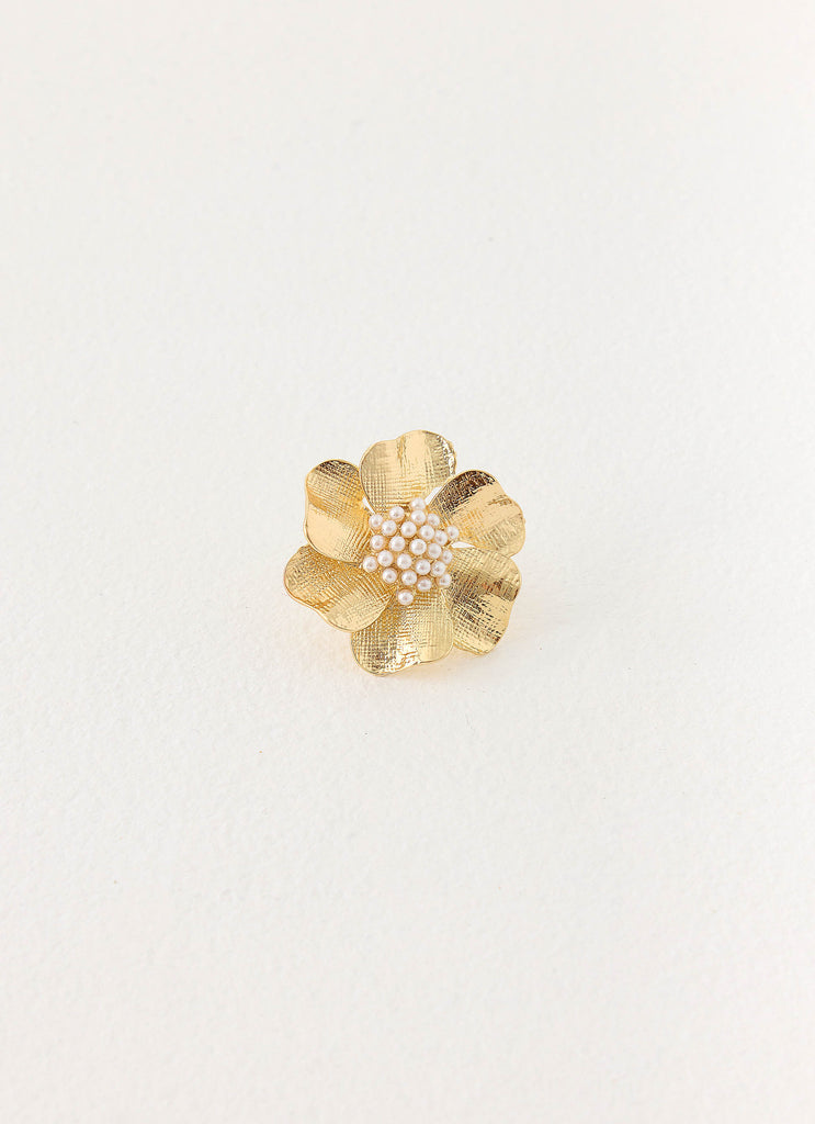 Camellia Pearl Ring - Gold