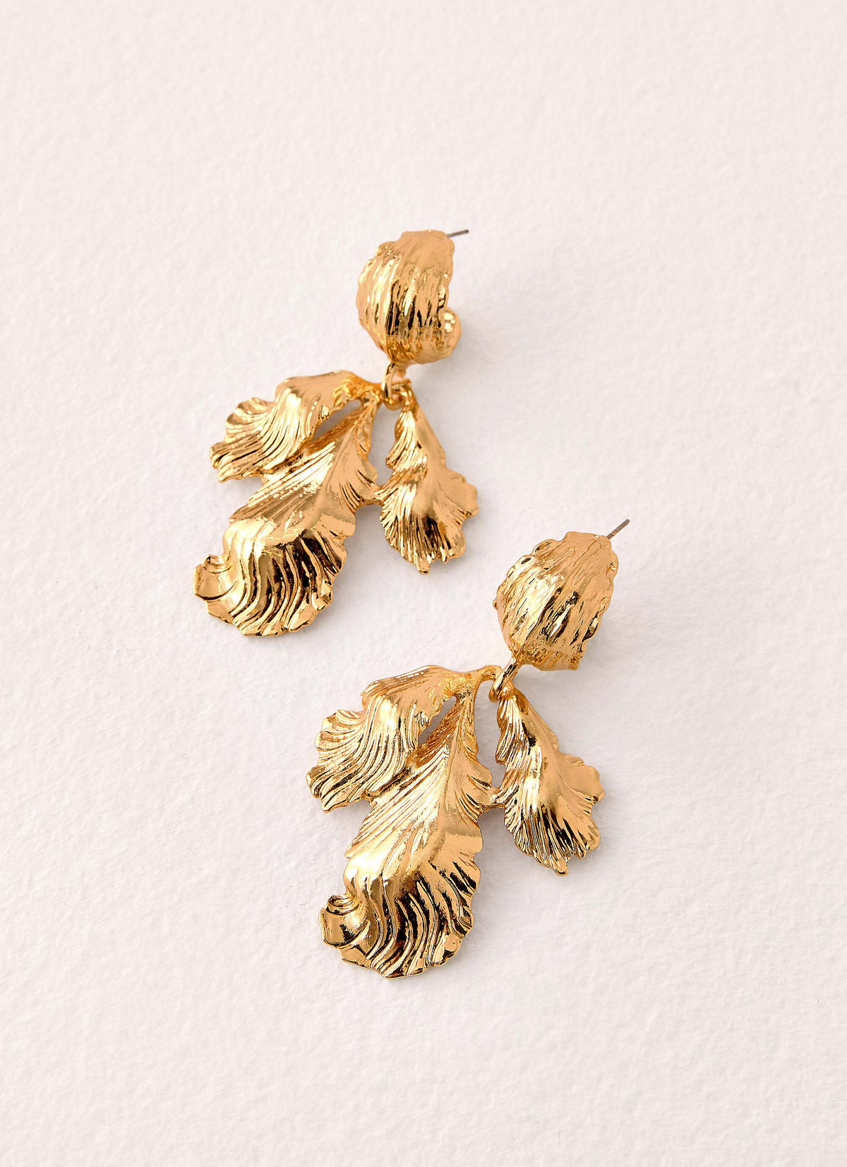 Golden Invite Earrings - Gold
