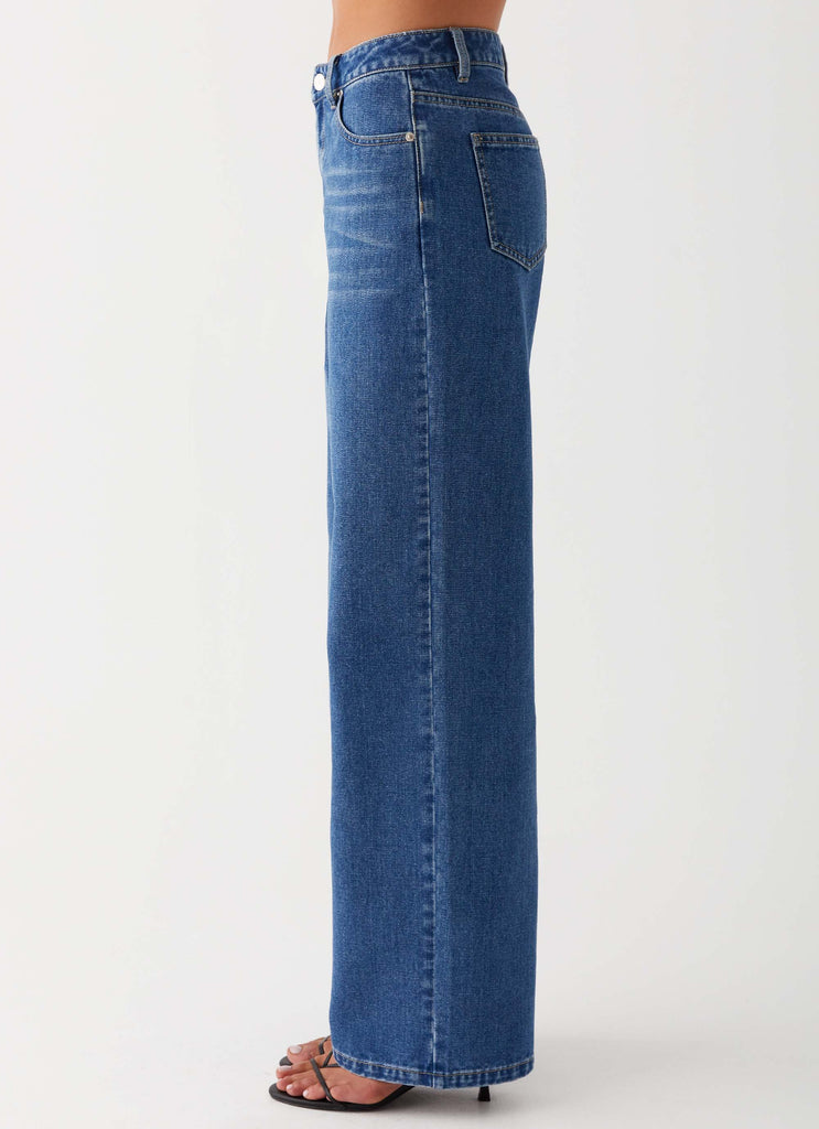 Womens Keanna Low Rise Jeans in the colour Indigo in front of a light grey background