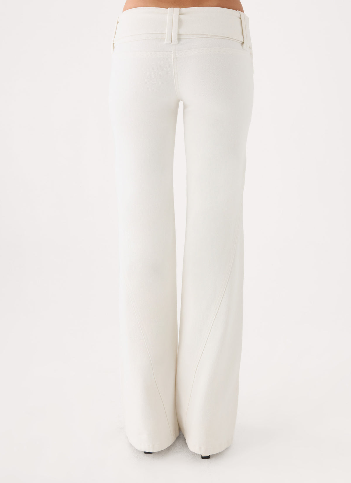 Lina Low Rise Jeans - White