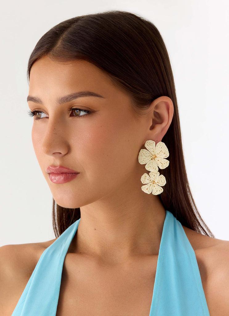 Marina Mode Earrings - White