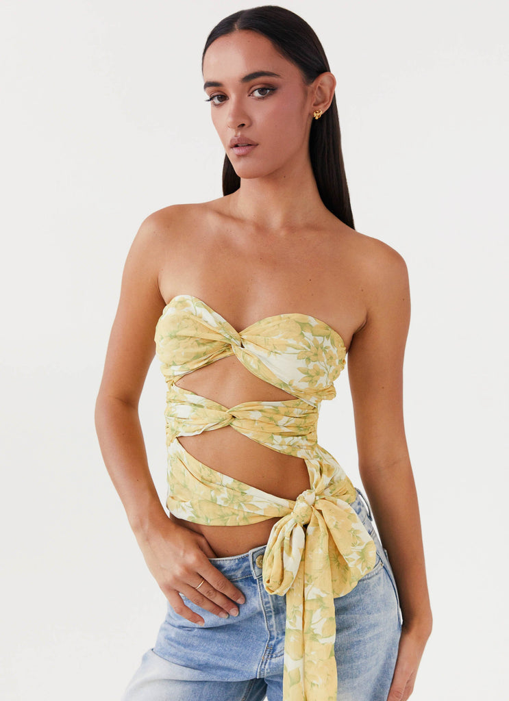 Womens Sunlight Cascade Top in the colour Daffodil in front of a light grey background