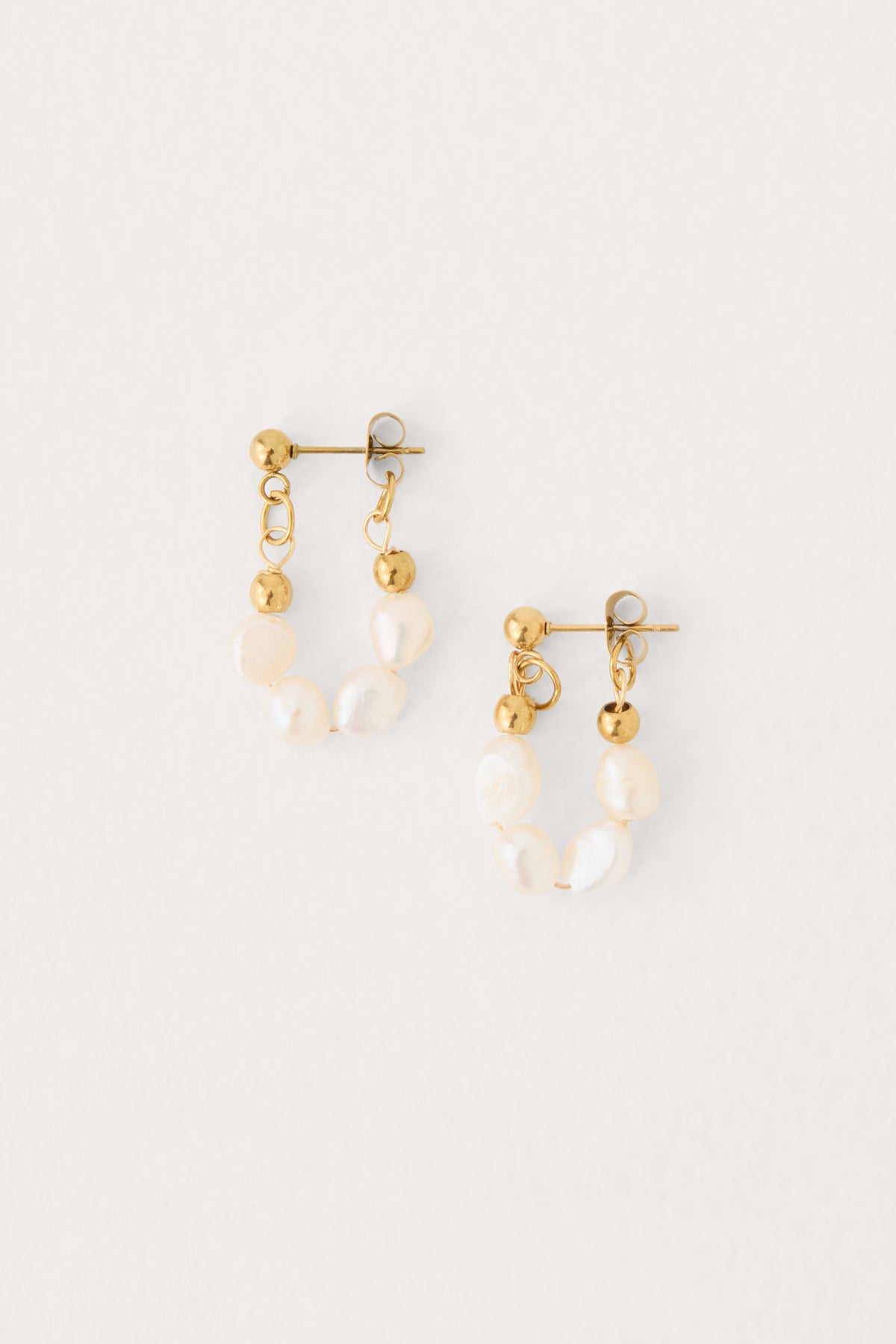 Saltwater Hoop Earrings - Gold/Pearl