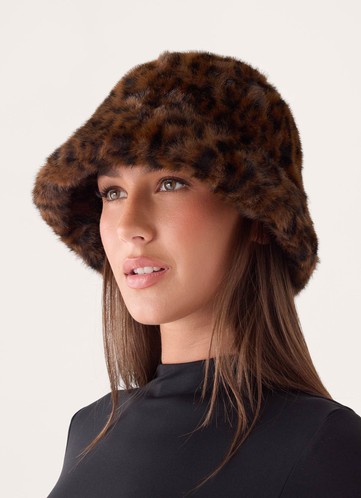 Zayana Faux Fur Hat - Chocolate