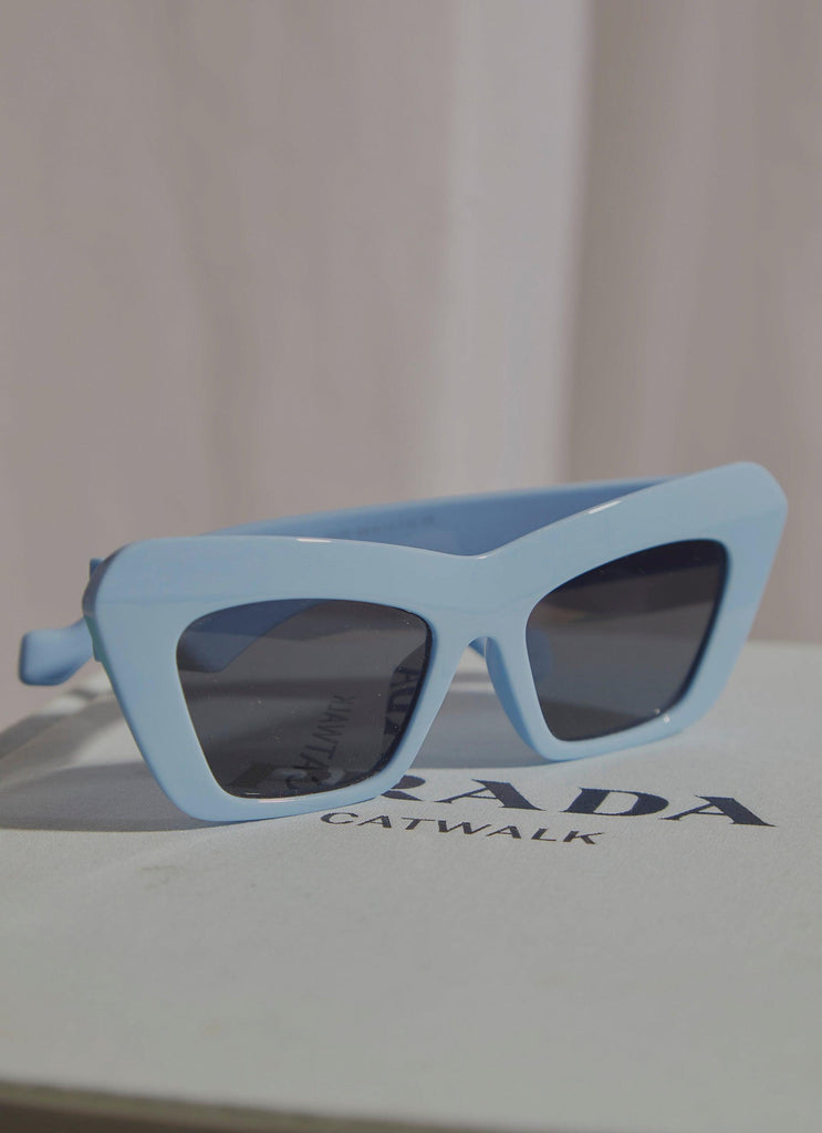 On The Regular Sunglasses - Blue - Peppermayo