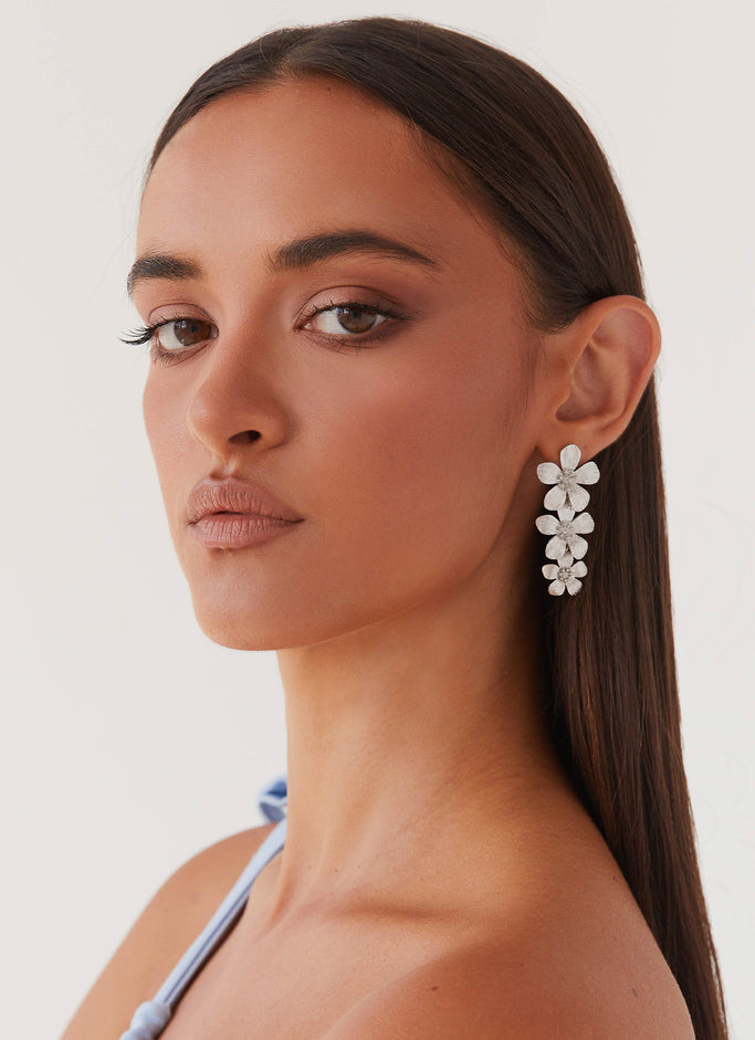 Cadie Flower Earrings - Silver