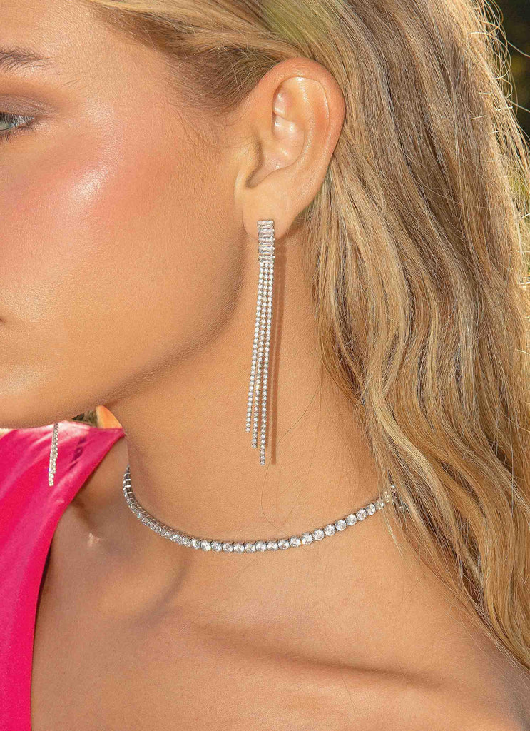 Head Over Heels Diamante Necklace - Silver - Peppermayo