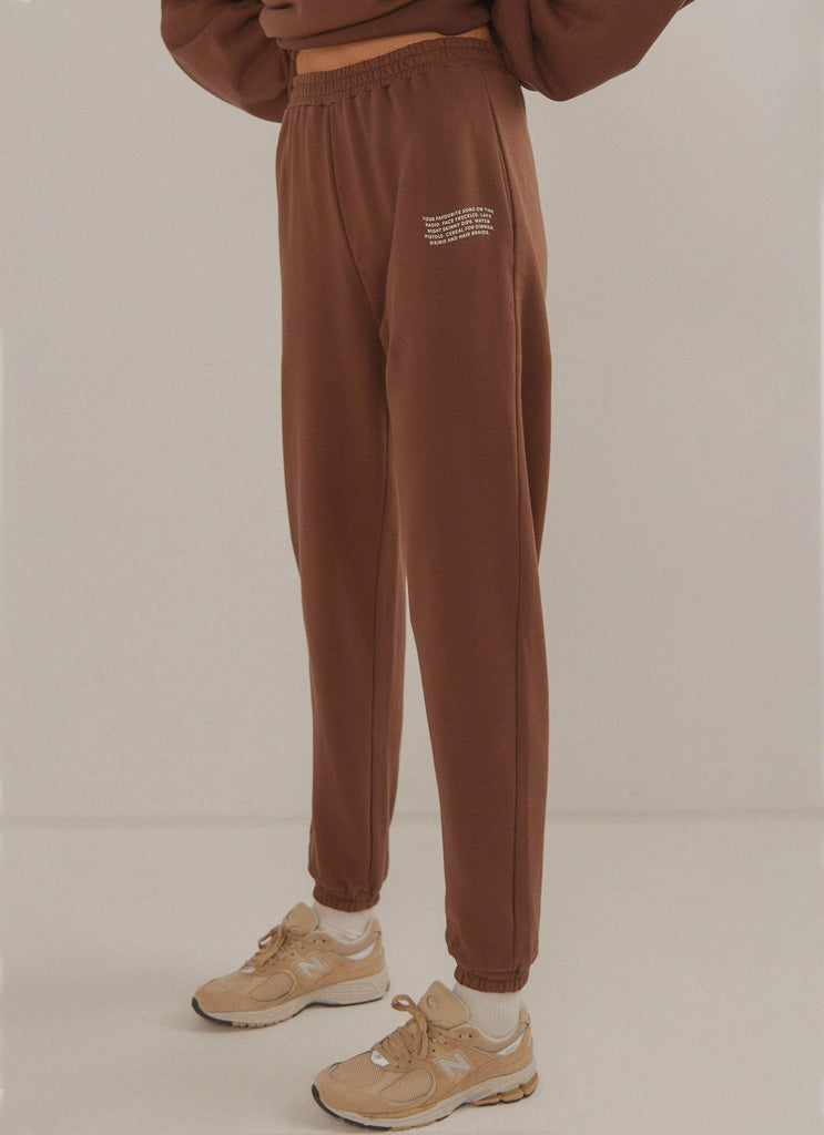Holiday House Sweatpant - Choc Brown - Peppermayo